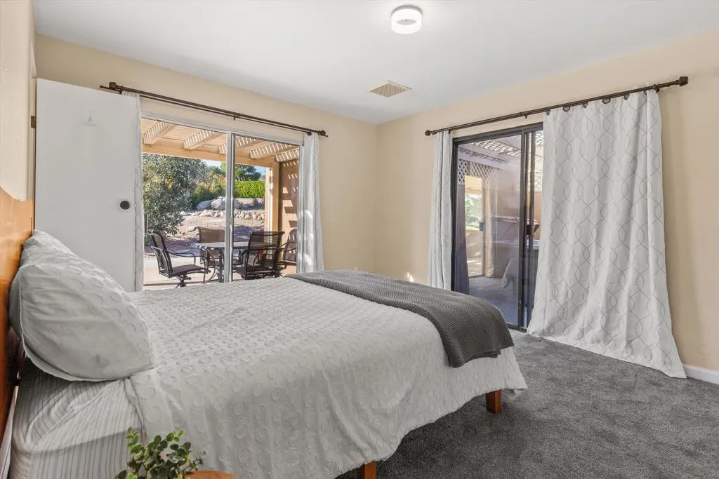 64578 Pinehurst Circle, Desert Hot Springs, California 92240 home-pic-24